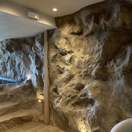 Diapori Suites Hotel カルダミリ エクステリア 写真