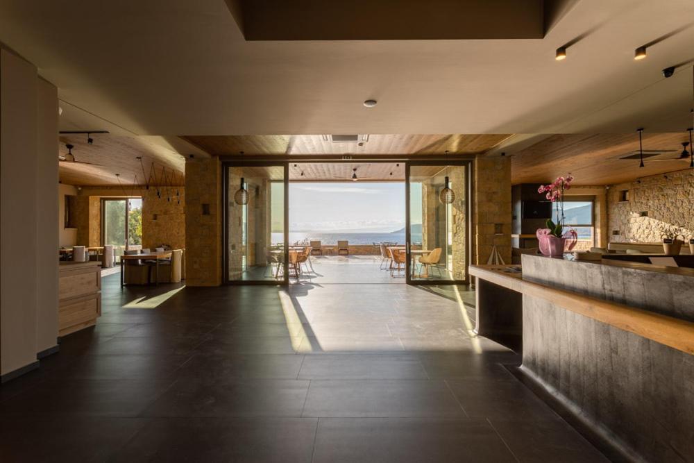 Diapori Suites Hotel カルダミリ エクステリア 写真